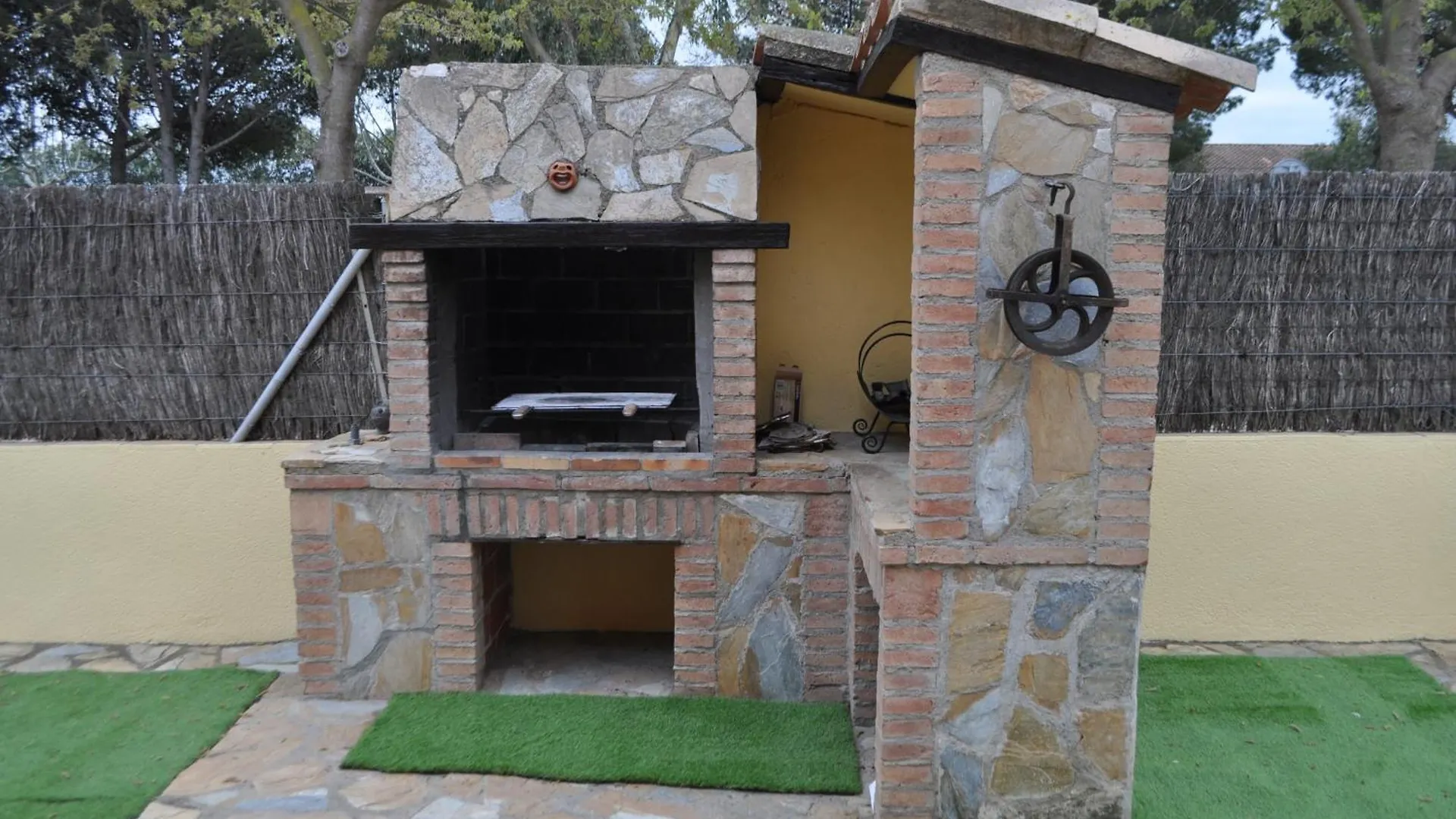 Casa Tati Villa Sant Pere Pescador Holiday home